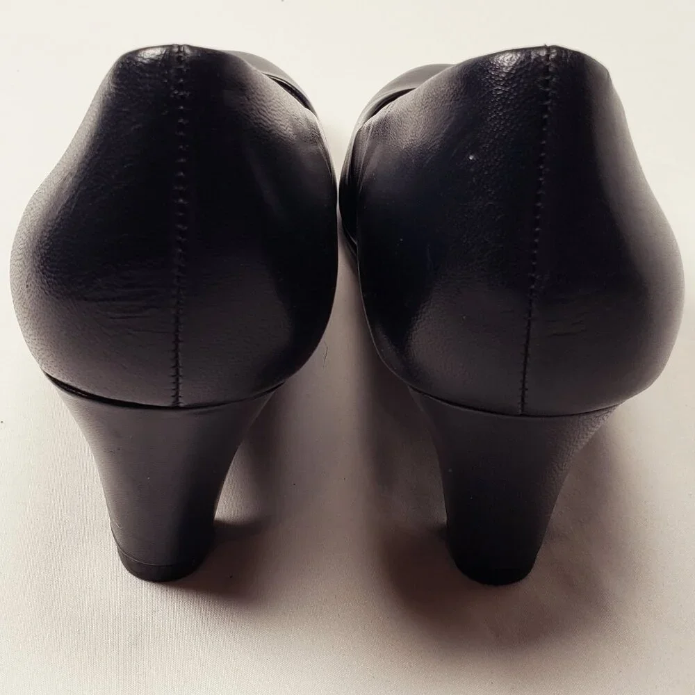 AEROSOLES Women's Navy Blue Heels - Picture 4 of 14